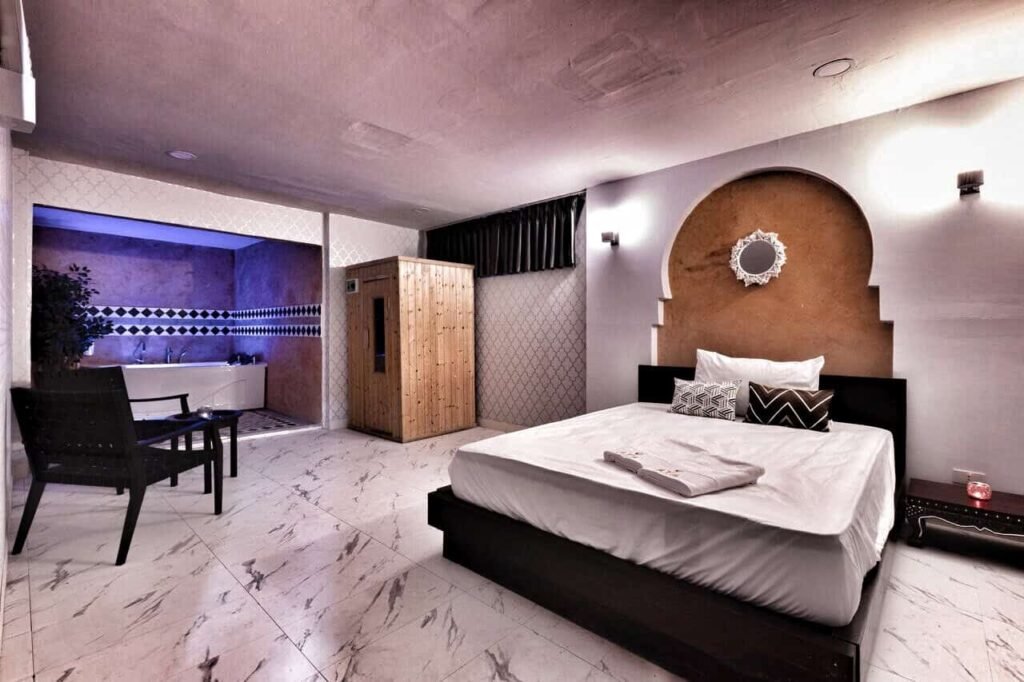 Aya Massage VIP Room